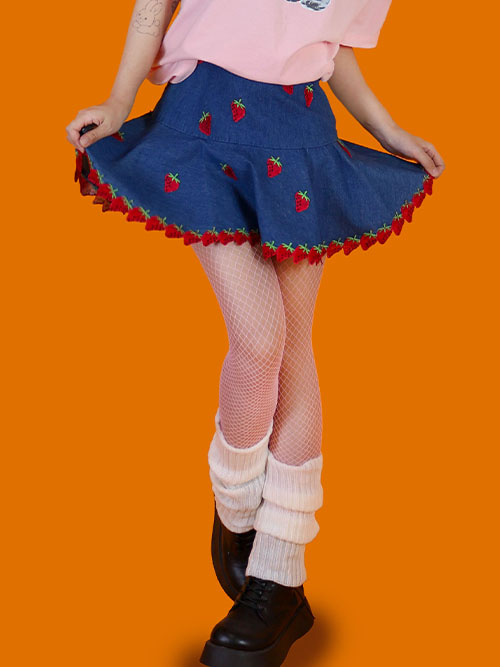 [vintaeg] strawberry denim skirt