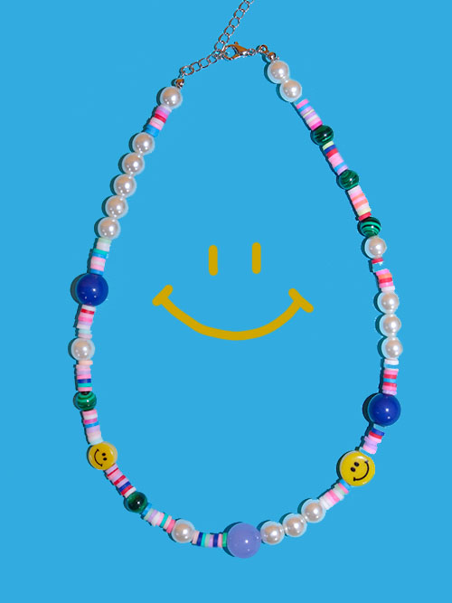 smile biz necklace